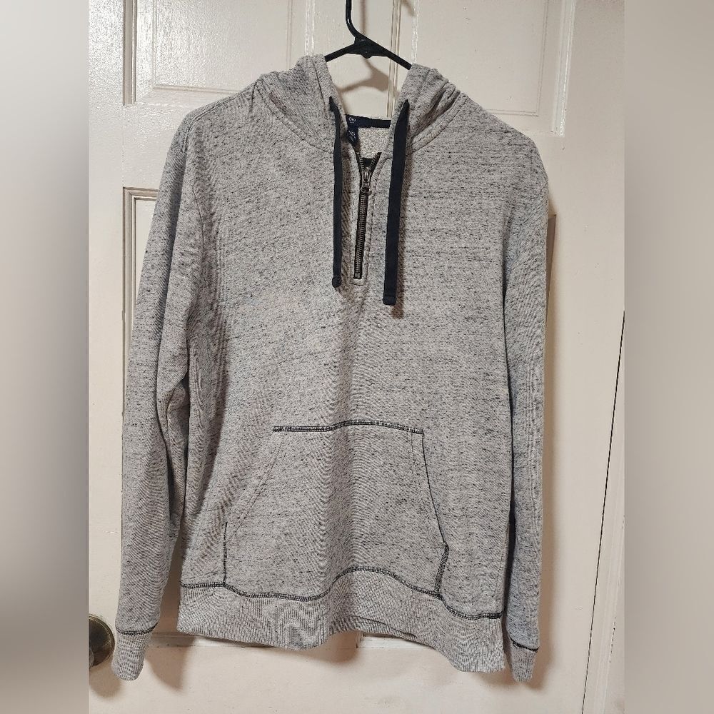GAP Men’s Gray Pullover Hoodie | Size Medium | Casual Hooded Sweatshirt